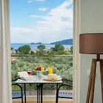 Mon Avis Boutique Hotel *