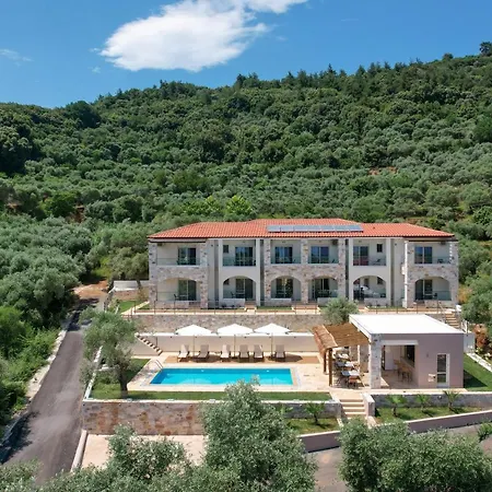 Mon Avis Boutique * Chrysi Ammoudia