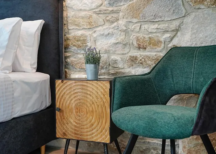 Mon Avis Boutique Hotel *