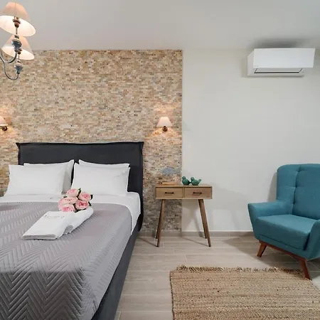 Mon Avis Boutique Hotel *