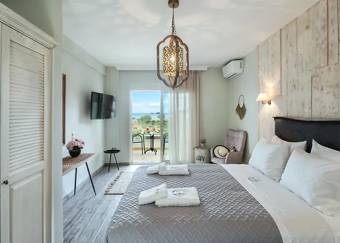 Mon Avis Boutique Hotel *